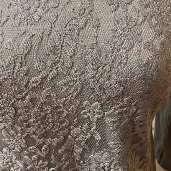 Ann Taylor Loft Outlet, Medium, Grey 3/4 Length Sleeve T w lace over lay, EUC - Picture 2 of 6